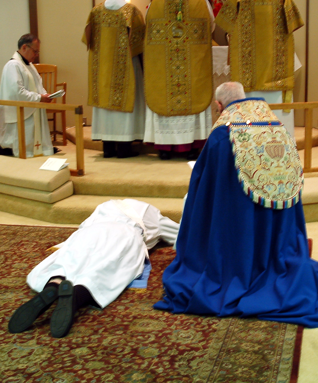 Gli Anglicani Fanno La Comunione Il modello Benedetto XVI per gli anglicani… e per i lefebvriani?, di